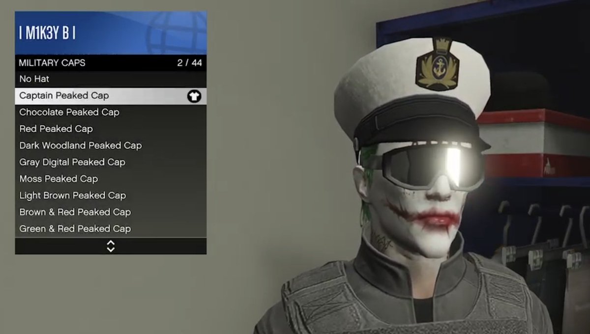 IIM1K3YBII's tweet photo. Don't forget on the Cargo Ship Robbery, you can steal the Captain's Hat and you get to keep it 🤠 https://t.co/xC1Y7RVC0b