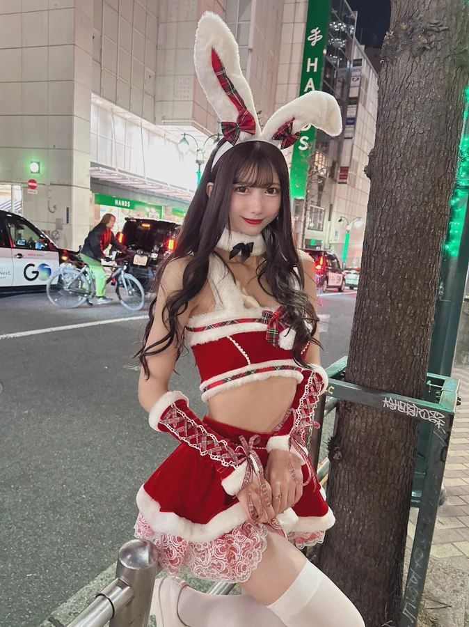 Asian girl Christmas costume