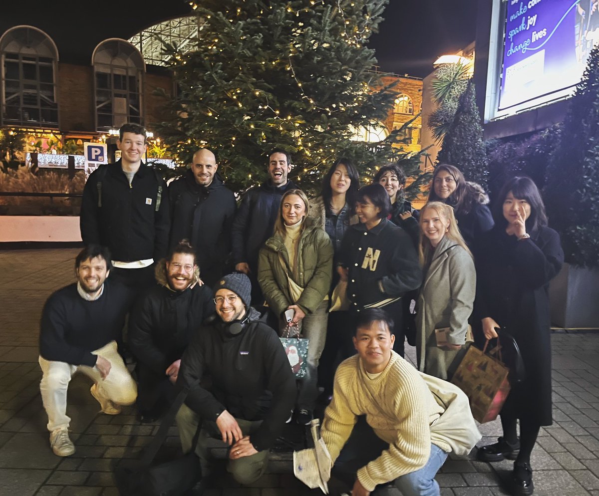 Frequency tweet media