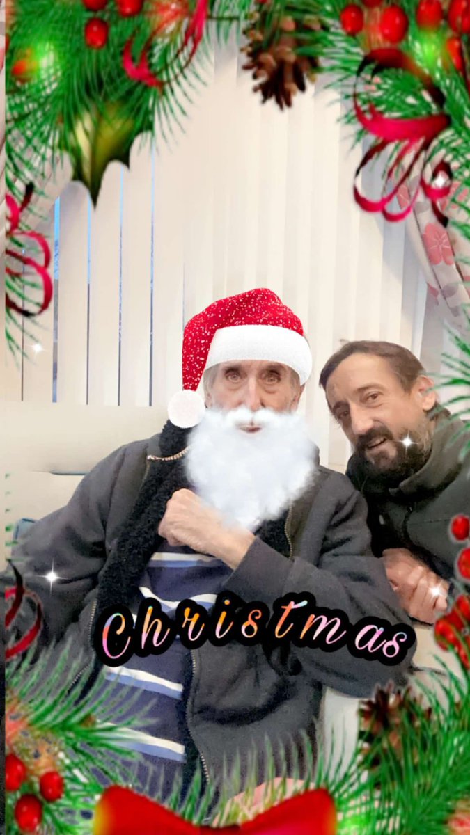 Entwistle35's tweet photo. Visit to see me dad wasn’t feeling Christmas so I made him in to Santa 😂😂 https://t.co/wysYHbnkQS