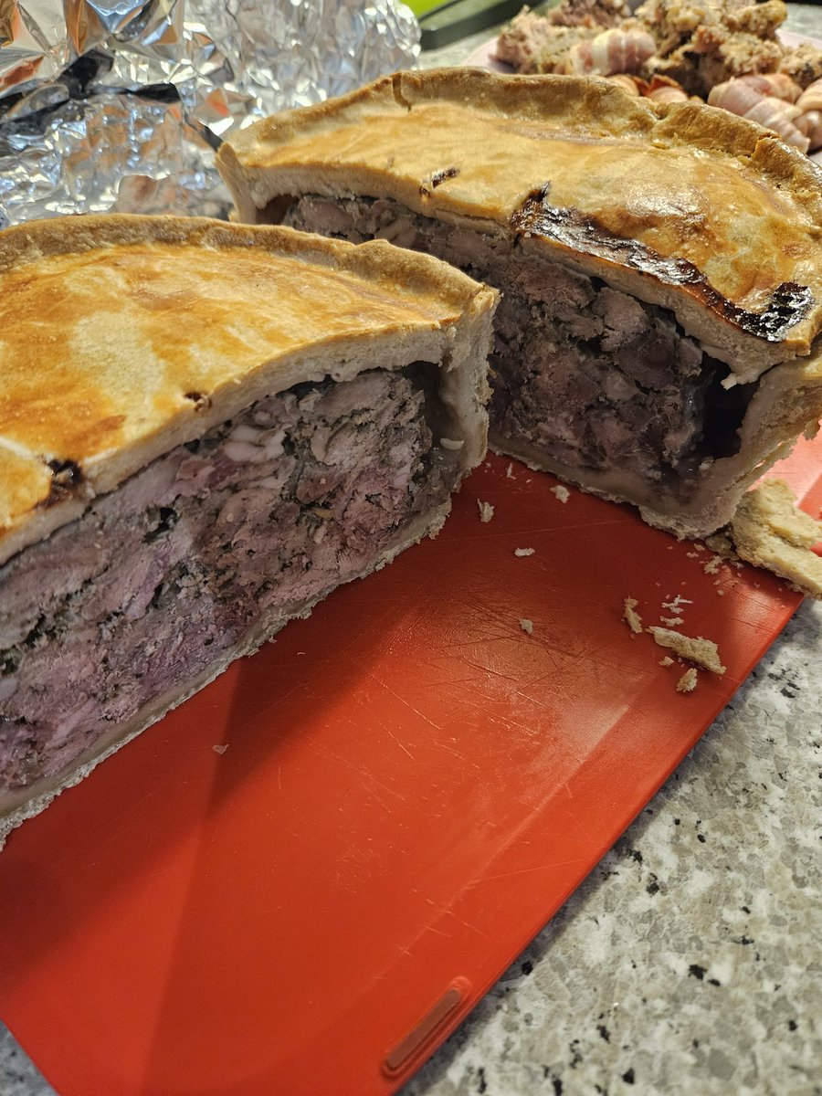PenelopeMKZ's tweet photo. Beautiful #GamePie https://t.co/YQ3ZNtyxCg