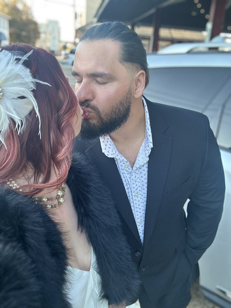 zoemonsteer's tweet image. I can finally announce our huge news… 

Kyle and I eloped December 18th, 2023