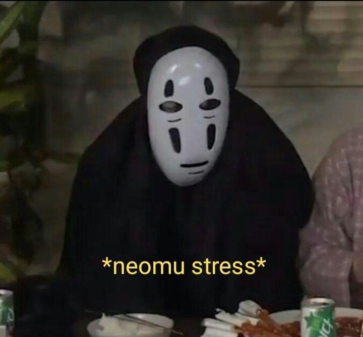 Udah paling bener tidur aja dah, lama lama cape juga.
