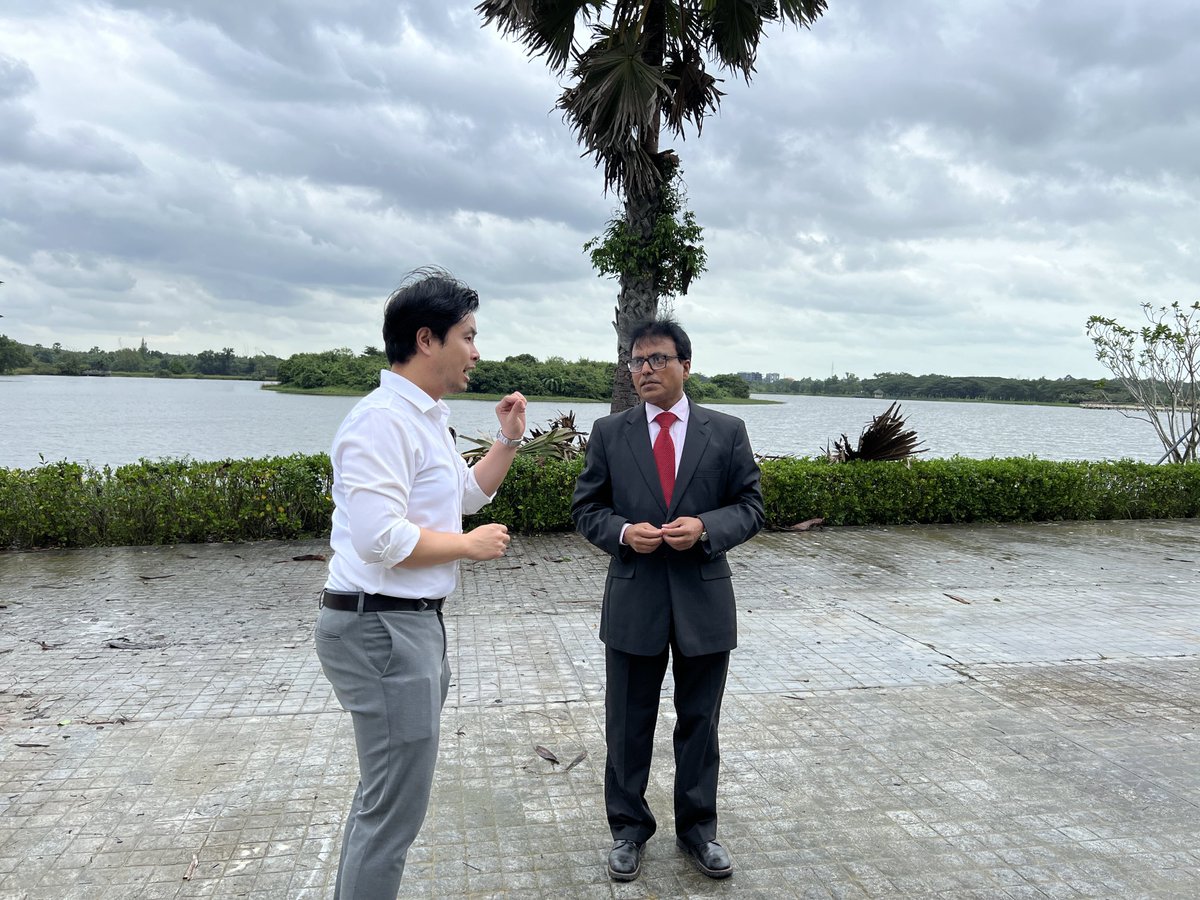 profsarker's tweet photo. A great conversation with Dr Nuttapon at the Walailak University lakeside. https://t.co/jMvkzTSKlT