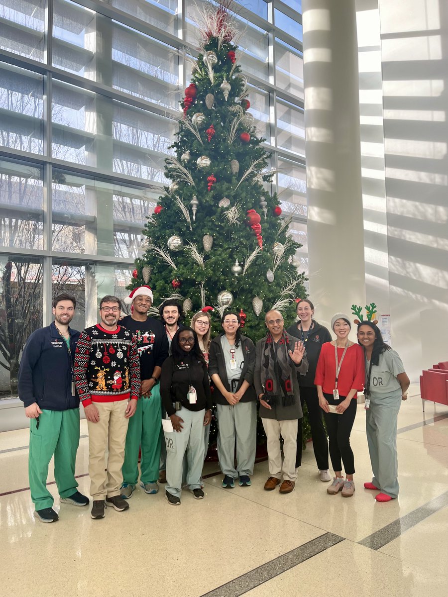 A HUGE thanks to everyone who is sacrificing their holiday to care for our patients, including our #OhioStateSurg on-call surgeons! #HappyHolidays #MedTwitter 🎄🎅 ✨