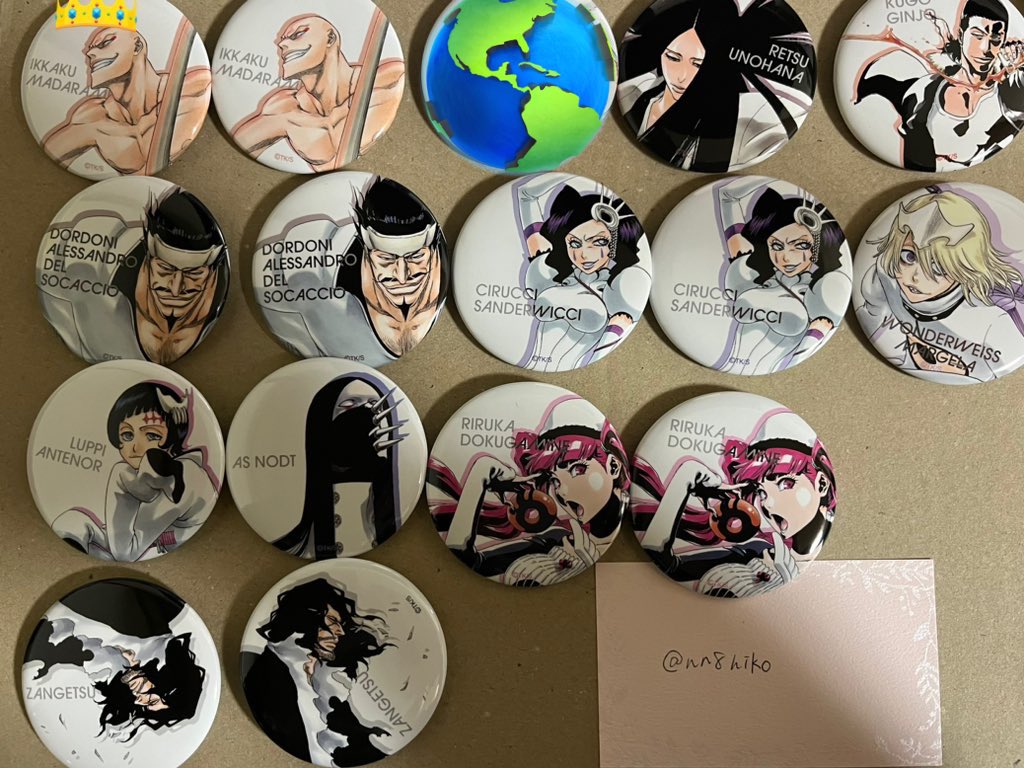 nn8hiko's tweet photo. 交換 BLEACH原画展 缶バッジ B

譲）卯ノ花、一角、エス・ノト、ワンダーワイス、ルピ、チルッチ、リルカ、ドルドーニ、銀城、斬月

求）白一護、無月
求は買取もします
👑は無月との交換優先
お返事お時間頂く場合があります
日時により渋谷手渡し可 https://t.co/hcMkzDcKcc