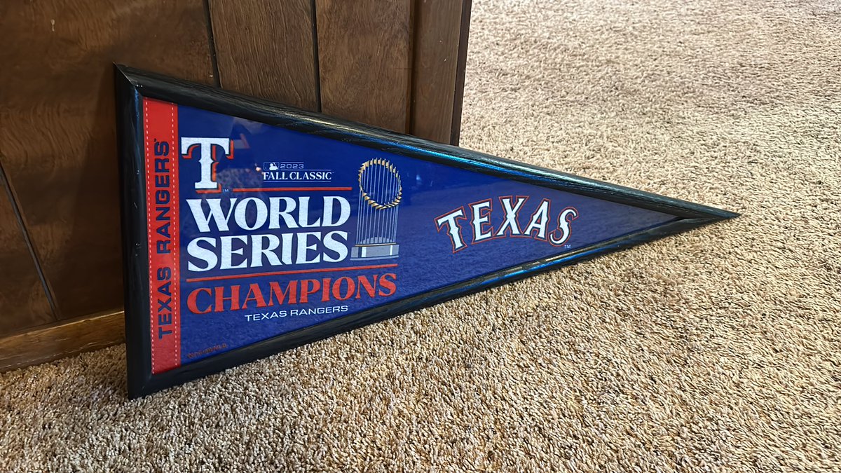 Writing For the Rangers tweet media