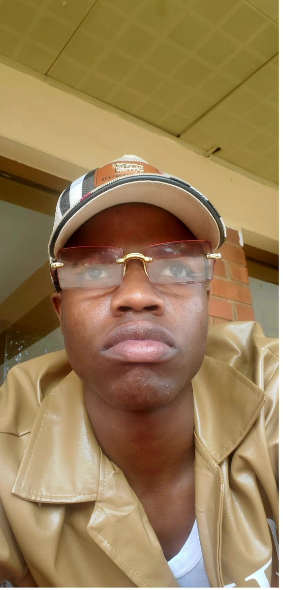 MuckiArts's tweet photo. @MuckiRussell is the CUTEST teenage musicianin Uganda EA #مترك_عايض_المسردي #bist100 #afuaasantewaasingathon #غزة_تنتصر azawi Grammy Mc Macaroni #MamaDsWorldRecord #غزة_تنتصر #MerryChristmas Ooh Banange Baganda Ray G #allyouneedislove #JYPE_BOYCOTT_GENOCIDE #MEXC #2023SBSGAYODAEJ https://t.co/j7F21PwiX8