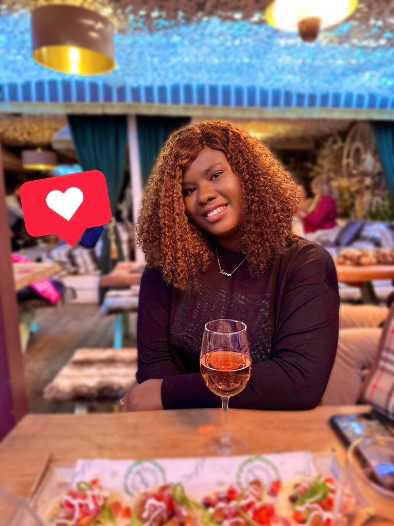Adaabekee1's tweet photo. Merry Christmas and a Prosperous New Year to everyone.
I would have loved to call my mother today, wish her a happy birthday (it was always a day of double celebrations 🥹❤️) and also tell her how life has been so far, but I just realised that heaven has no telephone ☎️ 🥹🕊️🕊️❤️. https://t.co/X2FH8rH6vk