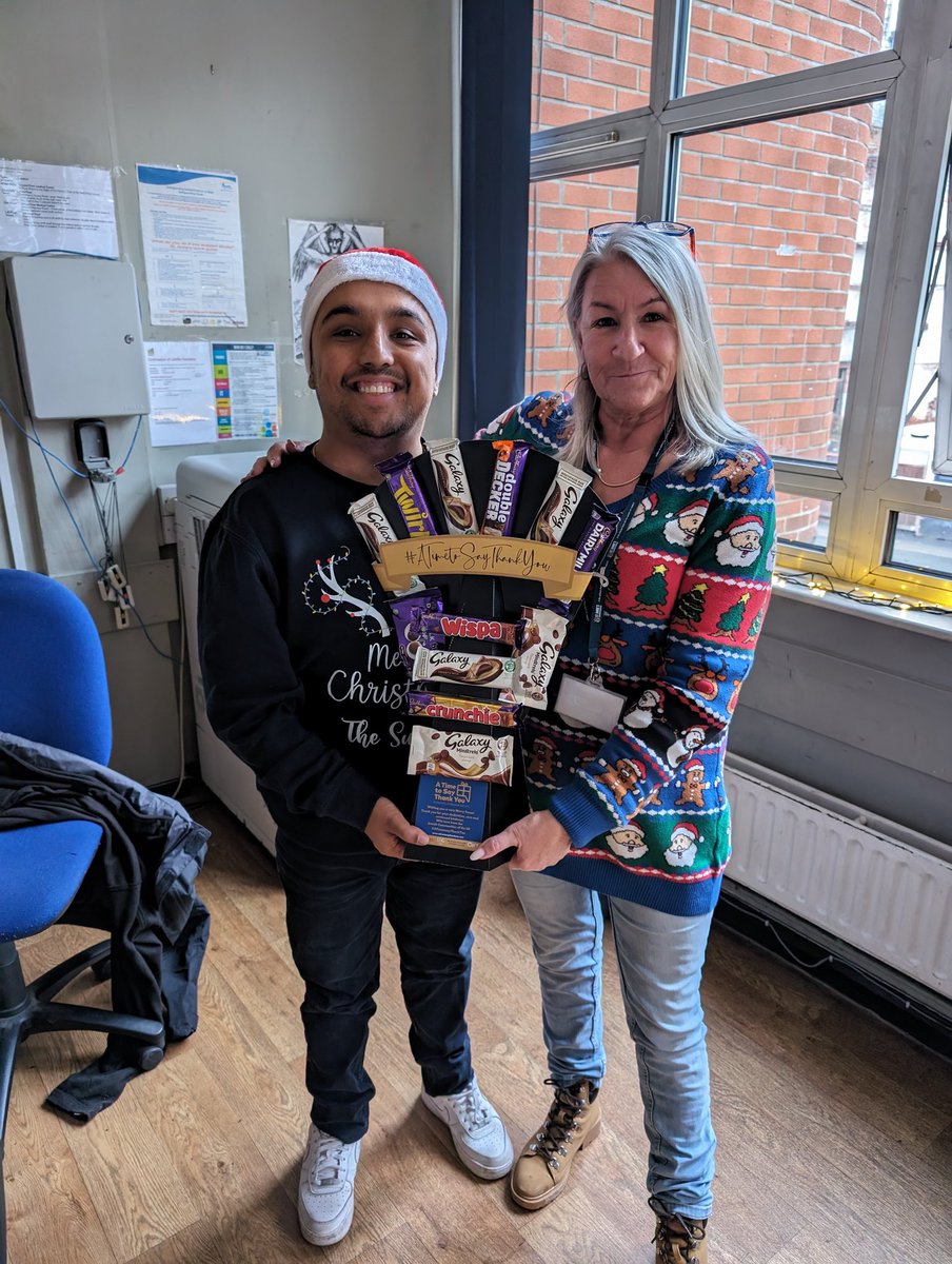 It's 2024 and this account is read-only. 🇭🇰🇬🇧 tweet media