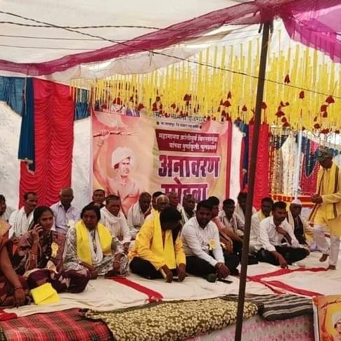 SatishPendam's tweet photo. दंदेगांव, लाखांदुर जिल्हा भंडारा 24-12-2023. को बिरसामुंडा पुतले का अनावरण किया गया ।
#jaybirsa
#satishpendambirsabrigade https://t.co/ZWRDcdsHdT