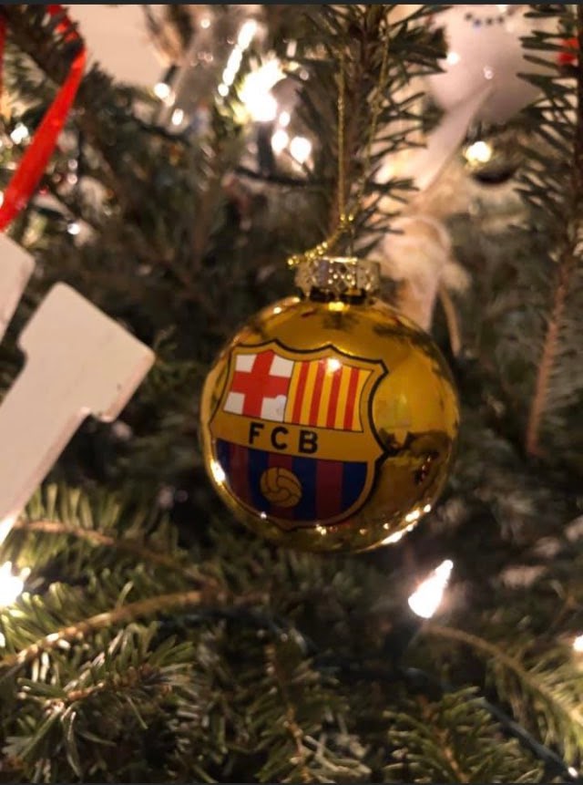 FCBToronto's tweet photo. MERRY CHRISTMAS
💙🥳❤️🎁💙🎄❤️🎅
#fcbarcelona
#FCBToronto
#CampNou
#Barça
#thepinttoronto
#TorontoFootball
#CantdelBarça
#LaLiga
#Christmas2023
#MerryChristmas https://t.co/C5nLv2798q