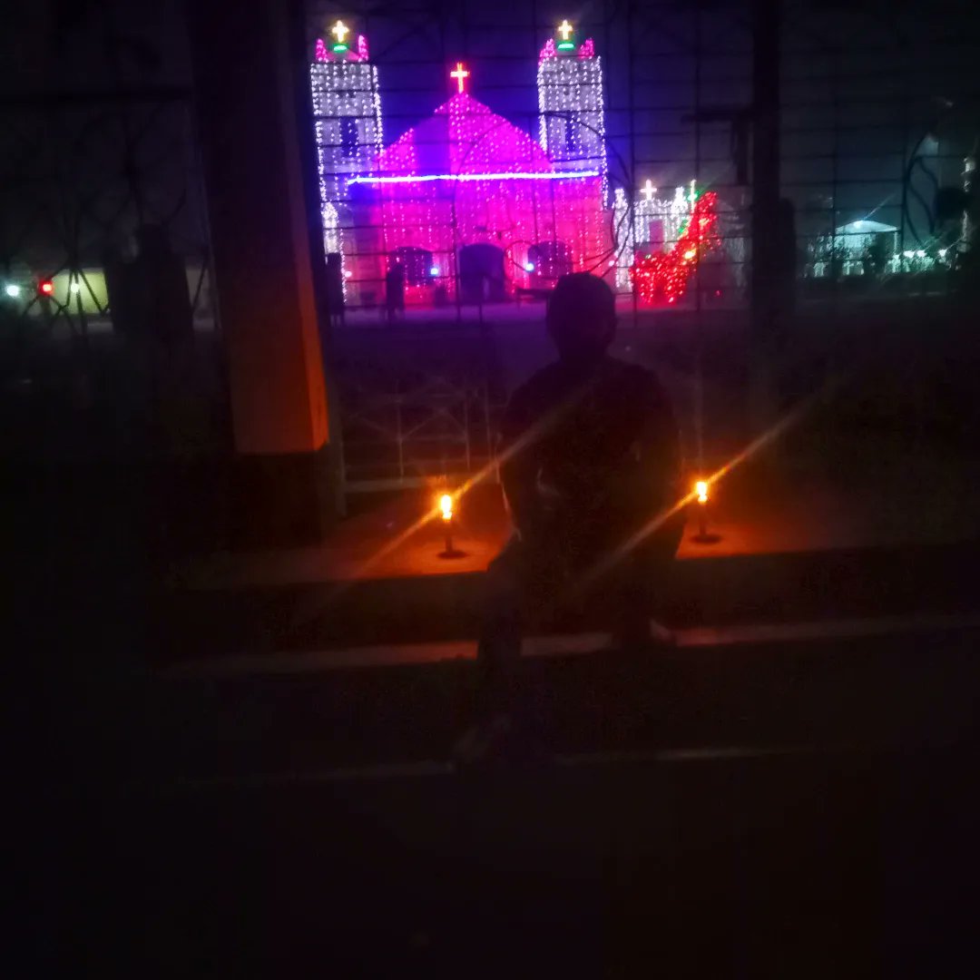 ShuvojitBanik's tweet photo. Merry Christmas Everyone!! https://t.co/Mvh4naqqjz