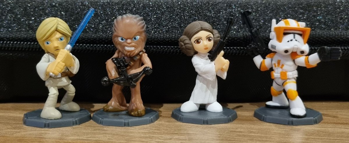 CraigKitcher1's tweet photo. I got the Star Wars Rivals game today, and I'm loving it! I really wish it was more popular as the game itself is very fun. 

I really hope @OriginalFunko make more booster packs to allow for more characters to be introduced.

#Funko #starwarsrivals #Funkogame @FunkoEurope https://t.co/rRgvxK5SP8