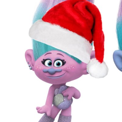 thebetterttwin's tweet photo. #NewProfilePic merry Christmas to every troll! 🎄💗🎁 https://t.co/NGS67ZS4Tg