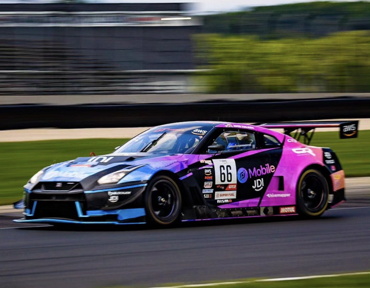 kazu23_35's tweet image. ヴァルキリーが映画版グランツーリスモにGT-R売ってたのなら、GTアメリカで使ってた個体は何？って事で調べてみた。
ヴァルキリー、その後まさかのJohn McIntyre Racingがニュージーランドで使用してたGT-R(R35GT3-1811-09A0)を別に購入してた😳
(元KCMGで、19年鈴鹿10hで35号車だった個体)