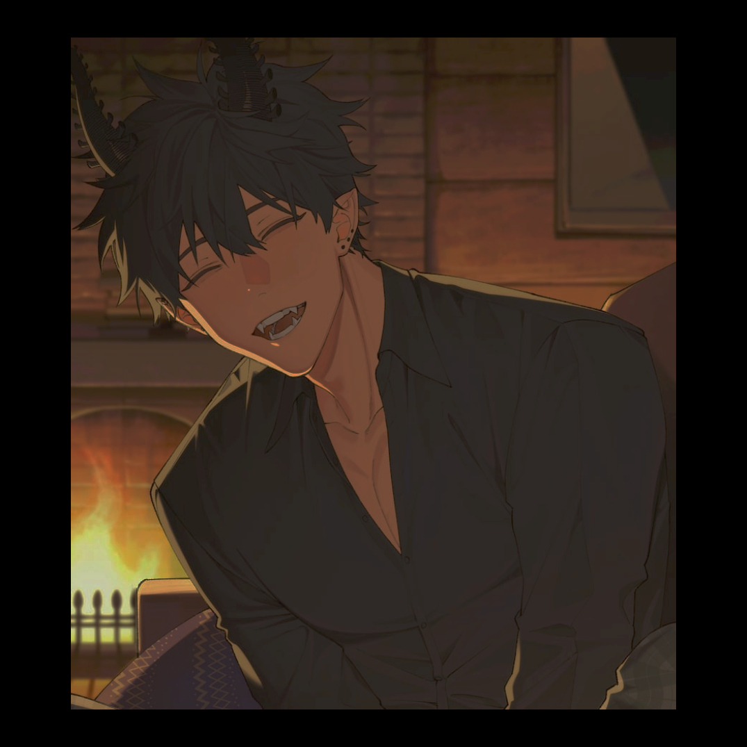 ㅤㅤ
ㅤㅤ
ㅤㅤㅤㅤㅤㅤㅤ⁽ 💌  ⁾ :  𝐌𝐄𝐑𝐑𝐘 𝐂𝐑𝐈𝐒𝐈𝐒.

ㅤㅤㅤㅤㅤㅤㅤ𝗻o entiende la navidad, pero fue
ㅤㅤㅤㅤㅤㅤㅤfeliz de pasarla con alguien este
ㅤㅤㅤㅤㅤㅤㅤaño.
ㅤㅤㅤ