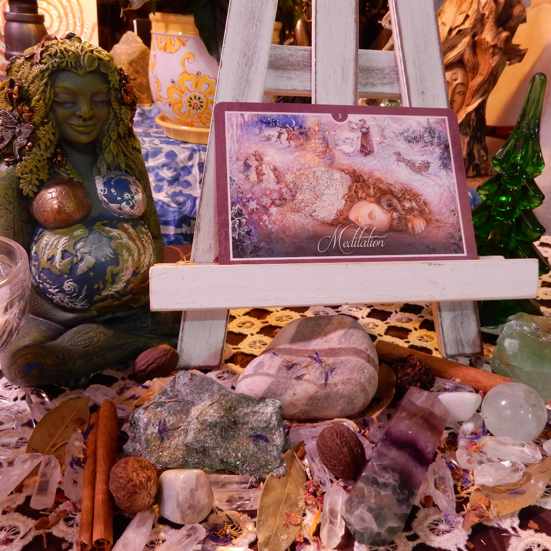 Luna_Marigolde's tweet photo. Whispers of Healing   #3  Meditation
In meditation, we can find the space between thoughts and mind chatter. [...] Take a minute and silence your mind. You are creating a connection with your higher self, God, Spirit, intuition
#oracle #healing #wellness https://t.co/YaRtLWecWX