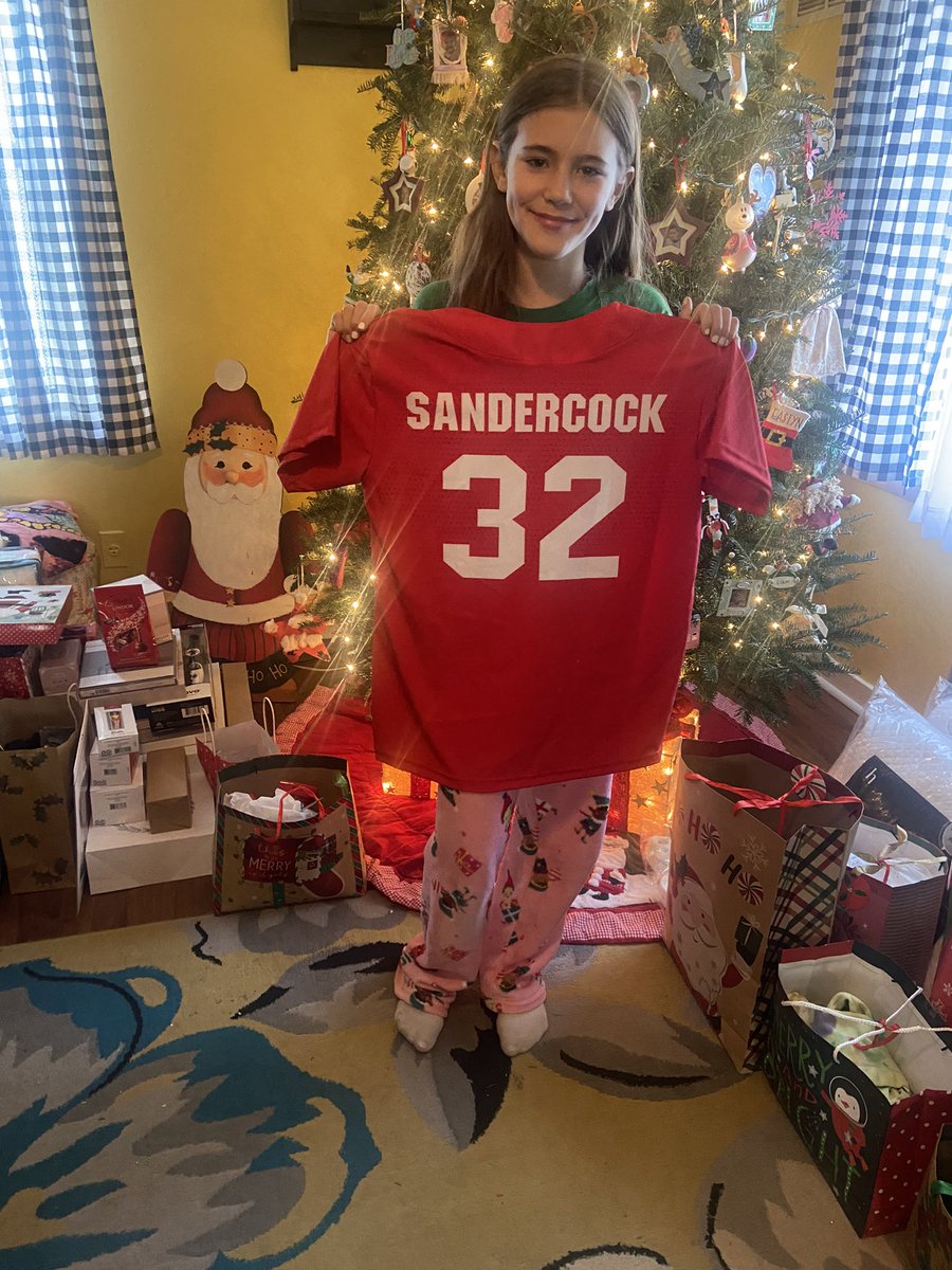 #Eastyn2031 was super excited about this gift of her favorite pitcher @k_sandercock @USASoftball @FSU_Softball @jerseyoutlawsfp #Christmas2023