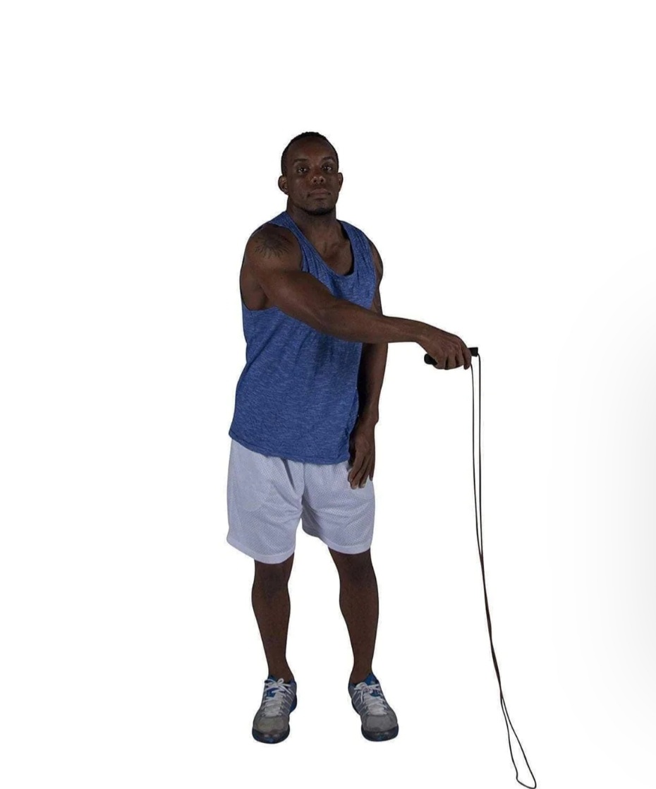 Betterfeelsgr8's tweet photo. The New  Year is upon us, this is just a reminder that you don't need an expensive gym membership or any other excuses to get in shape. Just a skipping rope and some resistant bands is all you need. https://t.co/sQmYifzFqr