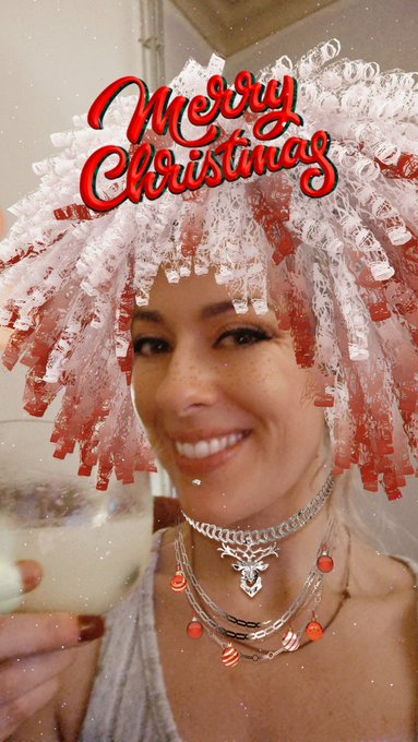 Merry Christmas. Be merry! https://t.co/myBovN5zni<a href="/tag/onlyfans"class="tags"><span>#onlyfans</span></a>