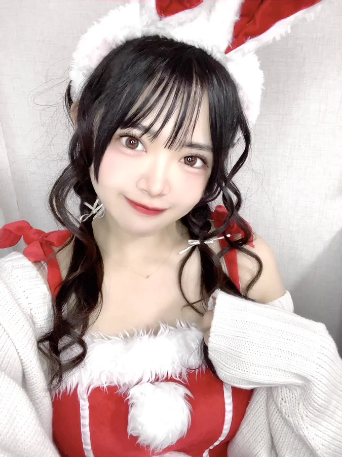Asian girl Christmas costume