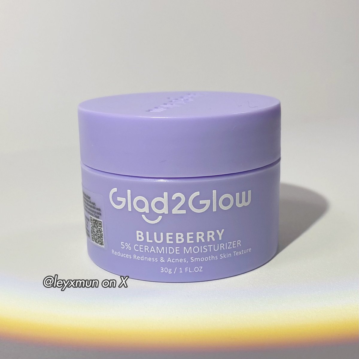 skyxbluew's tweet image. Karena seliweran terus aku tuh kepo sama moisturizer ini 😍 

Ehh bener dong sebagus itu 👌🏻 ampuh untuk meredakan kemerahan dan memperbaiki skin barrier ✨ teksturnya ringan, cocok untuk semua jenis kulit #DivMereview