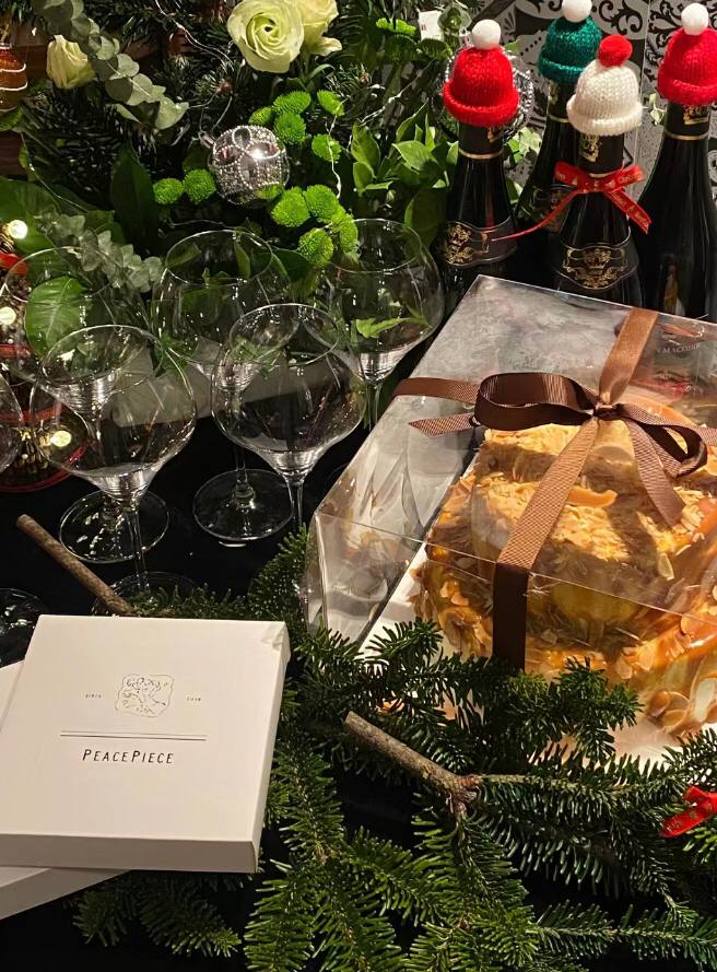 Angie tweet media