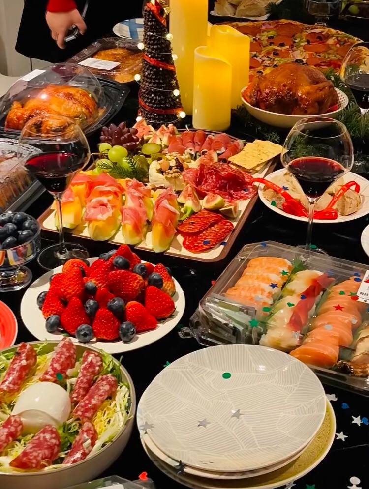 Angie tweet media