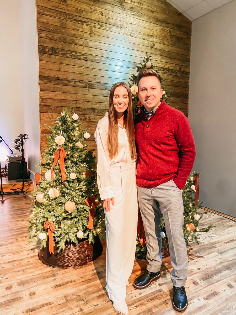 derekDberry's tweet photo. Merry Christmas from the Berry family to yours! 🎄🎁 Sending warm wishes for a joyful holiday season filled with love and laughter. #MerryChristmas #FamilyTime https://t.co/Yz3ltfHI8t