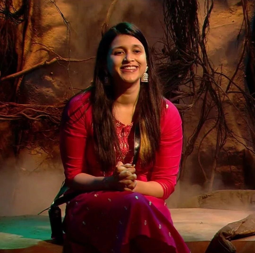 SwairaP58615's tweet photo. @ColorsTV @BeingSalmanKhan #MannaraChopra https://t.co/sUk5N92oQY