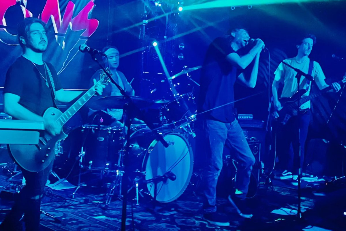 Eons Band Official tweet media