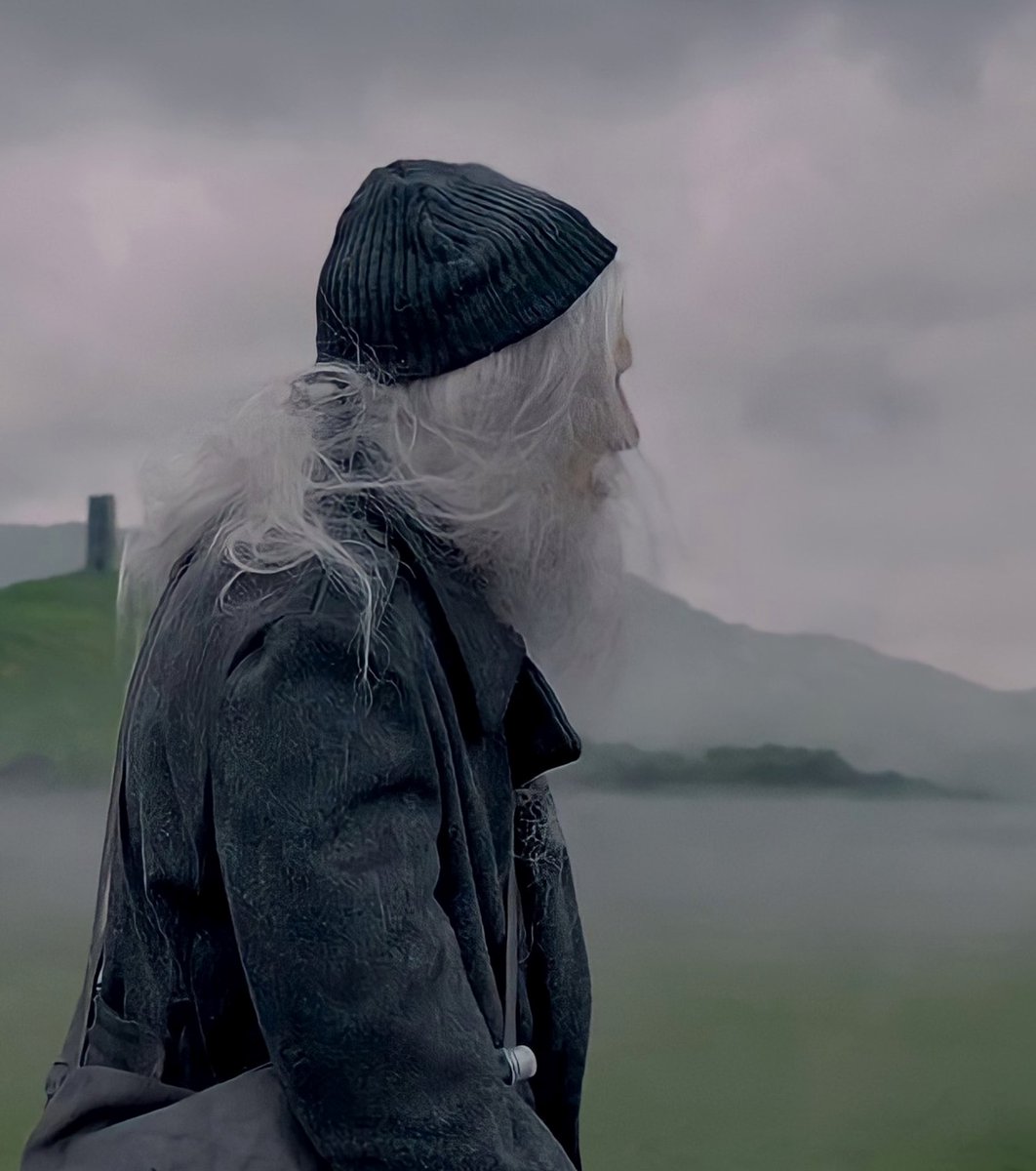 merlin and arthur 🌸 (@merthurlovebot) on Twitter photo 