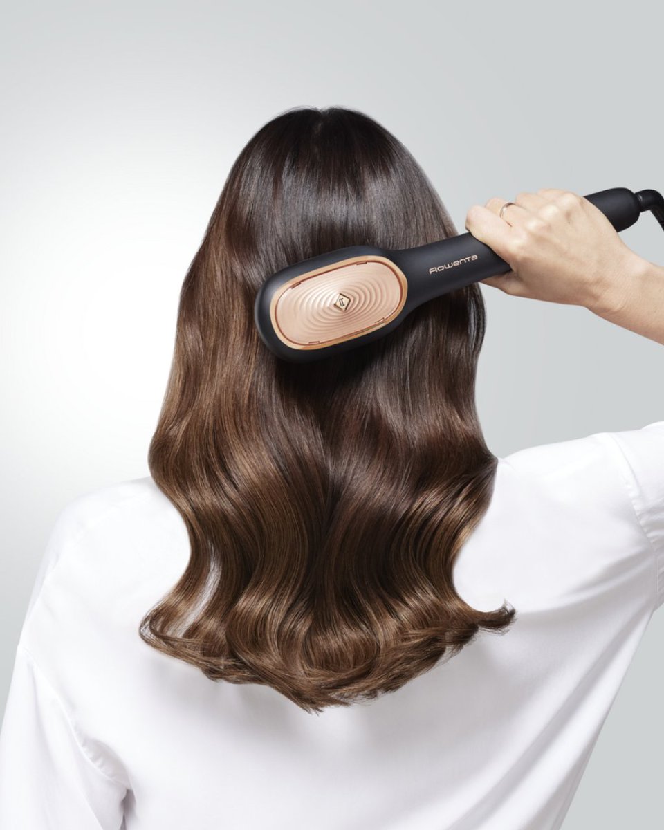 ⚫️ ¿Para qué tipo de cabello ha sido diseñado Hair Therapist? ☝🏼 Está diseñado para tratar el cabello alisado, liso u ondulado. En el cabello rizado y encrespado, el calor suave y el vapor repara el cabello dañado pero alisa ligeramente tus rizos. 🔗bit.ly/3FdzXPU