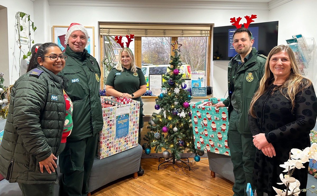 To London’s emergency services working today and over the festive period: thank you.

The work you do to keep our city safe 24 hours a day, 365 days of the year is vital and deeply appreciated. 

Thank you, and Merry Christmas. ✨️