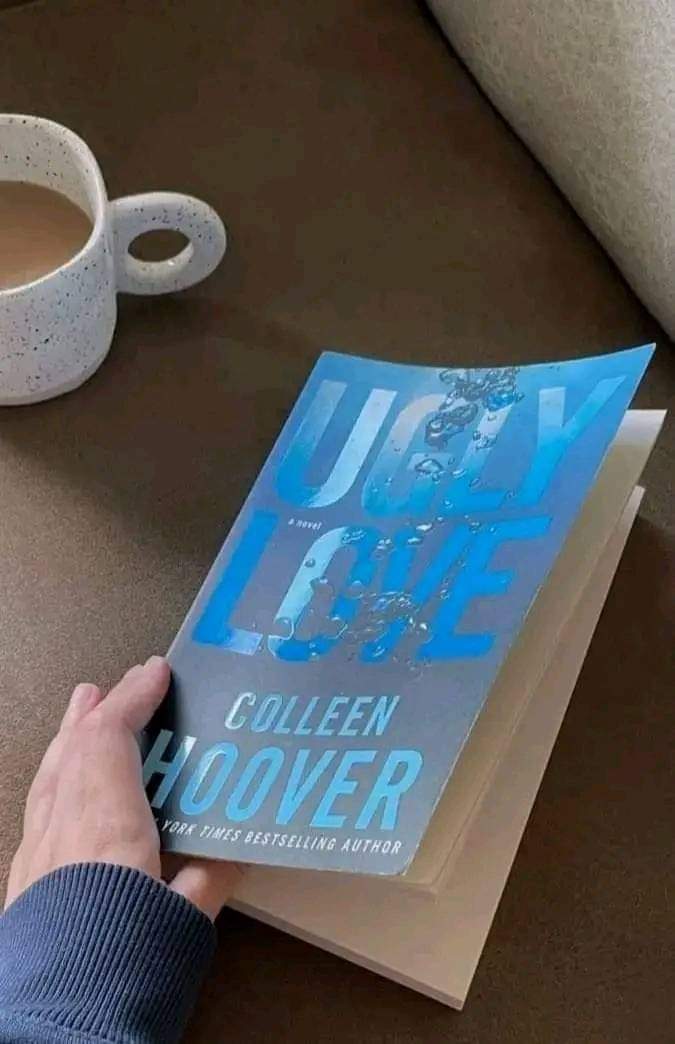 محبت کا کوئی ترازو نہیں ہوتا 
پرواہ بتاتی ہے کہ چاہ کتنی ہے