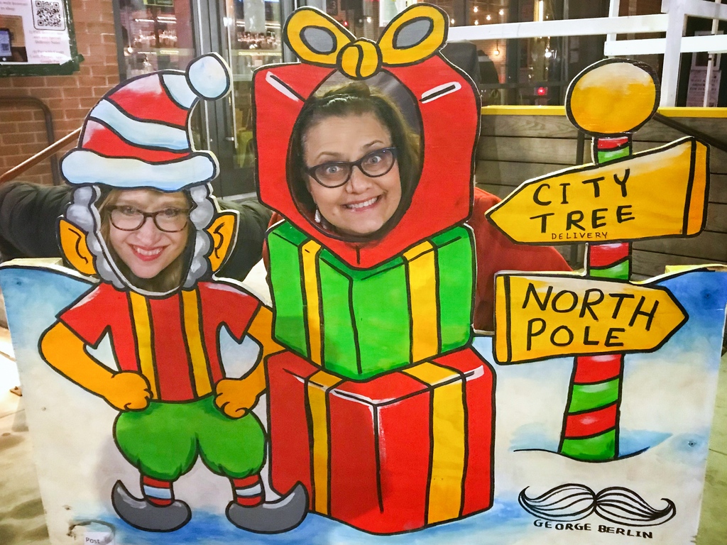 BigLeaguePins's tweet image. Merry Christmas and warm wishes from the duo behind Big League Pins! 🎄

#merrychristmas #blpholiday #hohoho @objets @angelagarbot