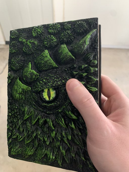 NEW DND JOURNAL BABY!!! https://t.co/AIYBsB7T7p