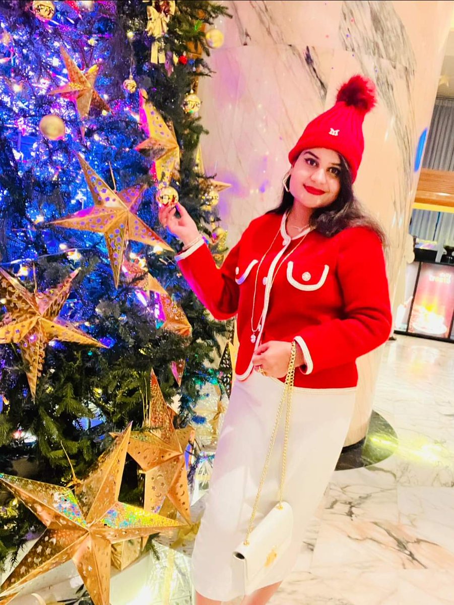 JonathanAGamboa's tweet photo. @HisenseIntl May your Christmas be filled with joy, love, and laughter.🎄🎄🎁
#SantaScenario #HisenseHoliday
@HisenseIntl https://t.co/RkkU63LtyT