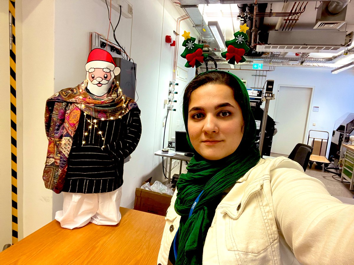 Faezehrahimimd1's tweet photo. 🎄Merry Christmas 🎄 to my Christian friends
Saved photos from our early Christmas gathering at behind the 7T (as we call it) at @BUFF_MRI with the Iranian-Morrocan Santa 🎅😅 https://t.co/XC1haRVZBf
