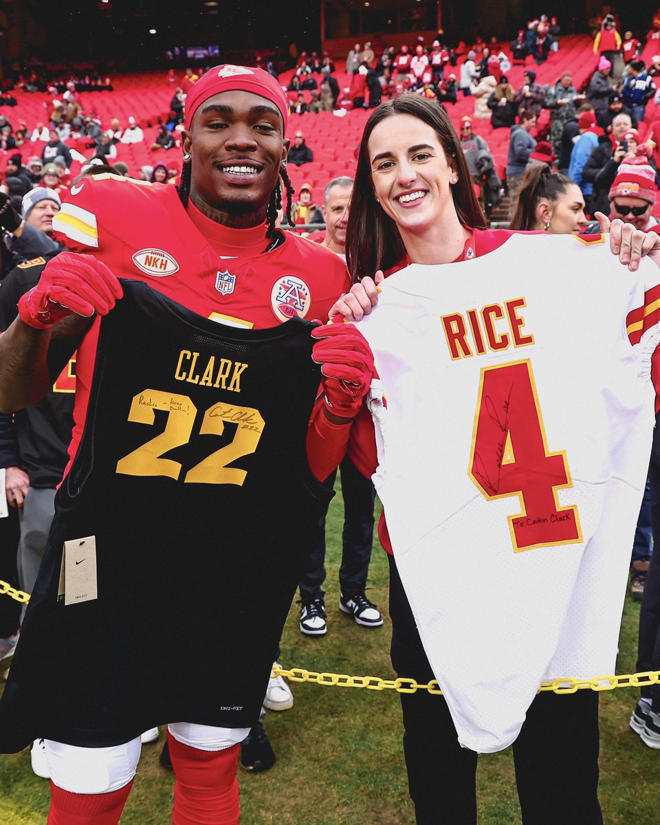 Legends in the making 🤝

<a href="/RiceRashee11/">Doub11e_R</a> x <a href="/CaitlinClark22/">Caitlin Clark</a>