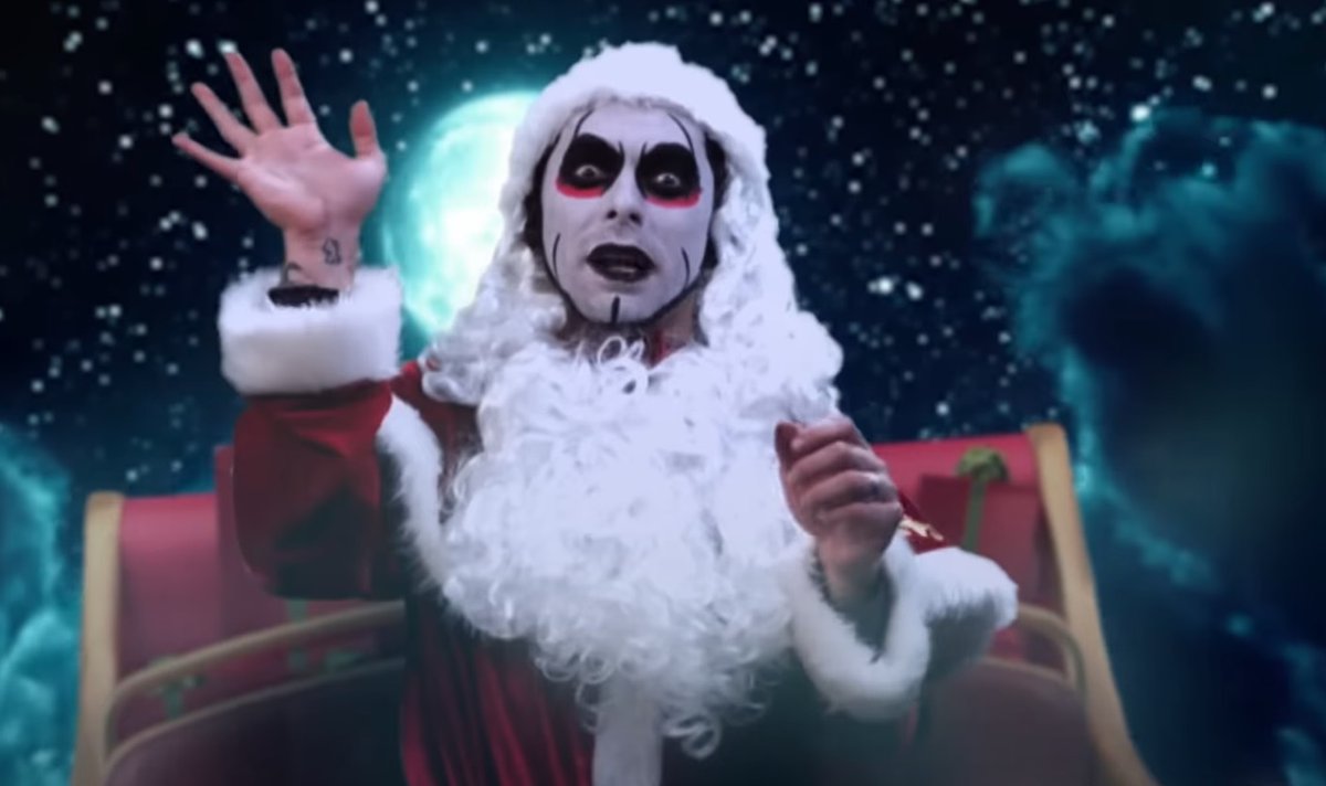 Santa Cosmo would like to wish all of you wonderful humans a very Merry Christmas!

And do not forget the number one rule to being good for Santa Cosmo!

DON'T TRUST EMUS!