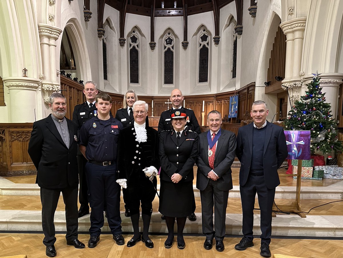 So pleased to attend the East Sussex Fire & Rescue Carol Service earlier in December. Thank you to all in Sussex Police, ESFRS & other emergency services working today to keep us safe, as we enjoy time with family & friends celebrating Christmas Day. @SussexPolice @eastsussexfrs
