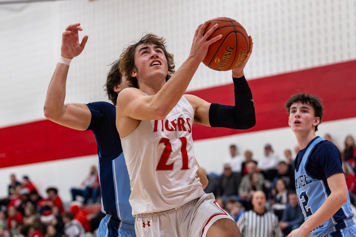 Mike Drago (@mdrago59) on Twitter photo Fleetwood’s Nate Herb is Weeber/Langdon Team of Merrill Lynch Player of the Week mikedragosports.com/fleetwoods-nat… <a href="/CoachSit32/">Terry Sitler</a> <a href="/FwoodBball_FP/">Fleetwood Basketball Fan Page</a> <a href="/aidensoumas/">Aiden Soumas</a> <a href="/HunterSvoboda55/">Hunter Svoboda</a> <a href="/HerbNate/">Nate Herb</a> <a href="/HilburtLiam/">Liam Hilburt</a> <a href="/masonmusitano/">Mason Musitano</a> <a href="/JakeKarnish/">jake karnish</a>
<a href="/BoysFleetwood/">Fleetwood Boys Basketball</a> <a href="/Soumas5/">Justin Soumas</a> <a href="/FWTigers/">Fleetwood Athletics</a> <a href="/fleetwood_hs/">Fleetwood Area HS Football</a> #mikedragosports Fleetwood’s Nate Herb is Weeber/Langdon Team of Merrill Lynch Player of the Week mikedragosports.com/fleetwoods-nat… <a href="/CoachSit32/">Terry Sitler</a> <a href="/FwoodBball_FP/">Fleetwood Basketball Fan Page</a> <a href="/aidensoumas/">Aiden Soumas</a> <a href="/HunterSvoboda55/">Hunter Svoboda</a> <a href="/HerbNate/">Nate Herb</a> <a href="/HilburtLiam/">Liam Hilburt</a> <a href="/masonmusitano/">Mason Musitano</a> <a href="/JakeKarnish/">jake karnish</a>
<a href="/BoysFleetwood/">Fleetwood Boys Basketball</a> <a href="/Soumas5/">Justin Soumas</a> <a href="/FWTigers/">Fleetwood Athletics</a> <a href="/fleetwood_hs/">Fleetwood Area HS Football</a> #mikedragosports