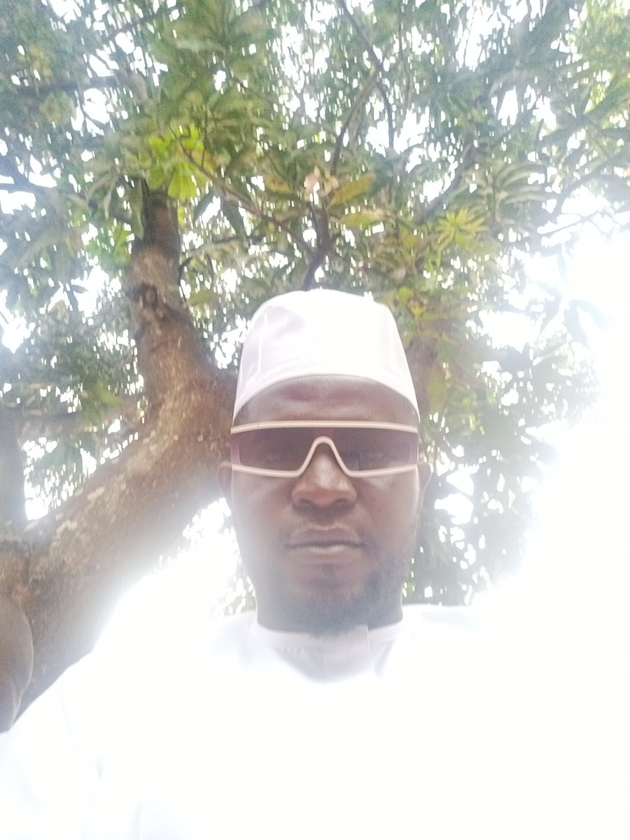 BeezoopBee's tweet photo. Merry Christmas 🎄🎁🎄 My People's
Season Greetings 🎅🎈 💝🤶
#Awonshezuu https://t.co/gxm4DSoAwK