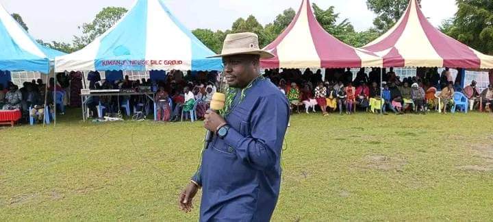 Gossip_Tower's tweet photo. A leader is one who goes the way leads the way and shows the way.Thats what Hon David Pkosin is.He has done so many great things for the Pokots and we hope that he good deeds will propell him to county politics.Thankyou mheshimiwa for your endless to us.
#Pkosinvoiceofpokots https://t.co/5iulr2vbMZ