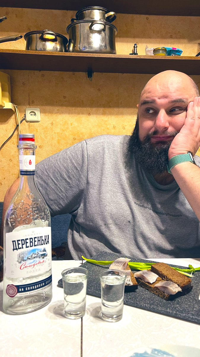 max_matsyuk's tweet image. Выпил водки. Удовольствия не получил.