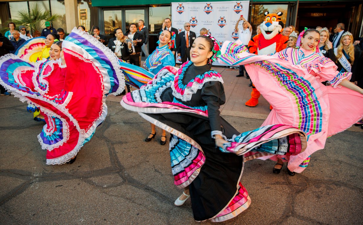Tony The Tiger Sun Bowl tweet media