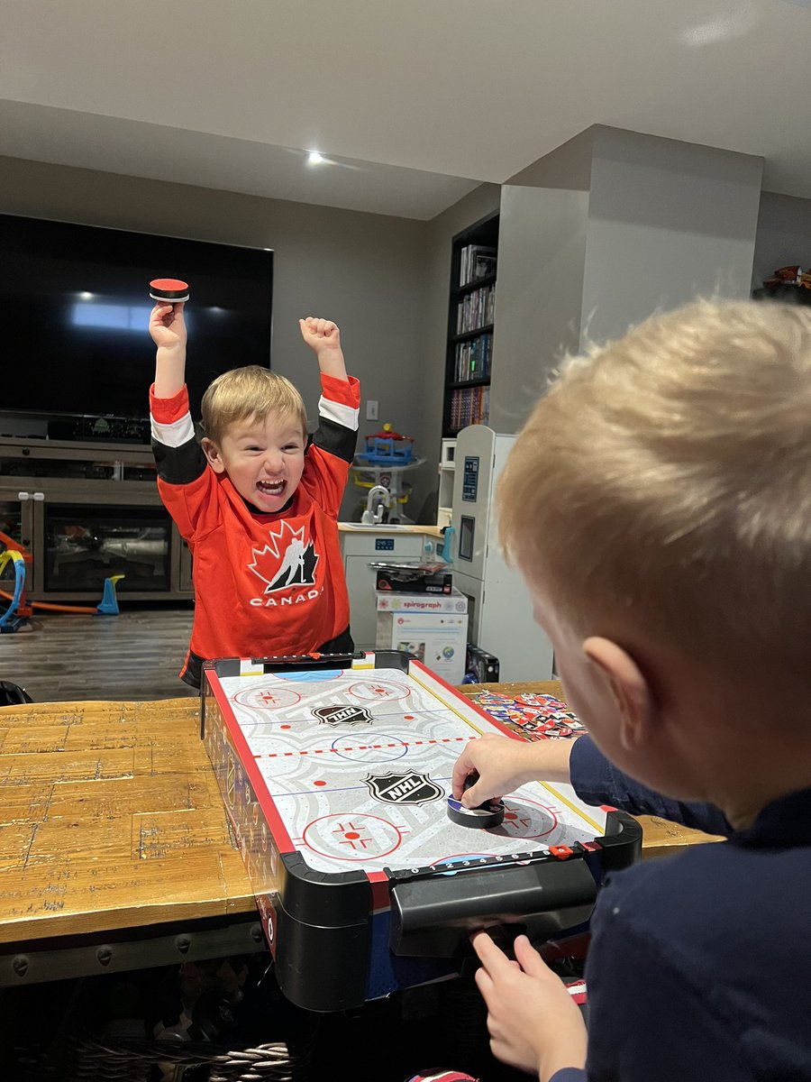 Kara Wagland tweet media