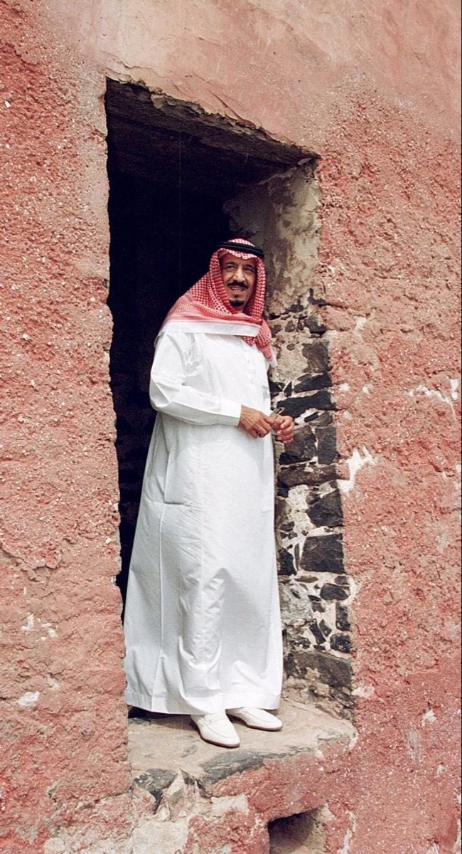 mot_2006's tweet photo. #سلمان_بن_عبدالعزيز 

اللهم احفظه ومتعه بالصحة والعافية 🇸🇦💚 https://t.co/yX2dVrSvly